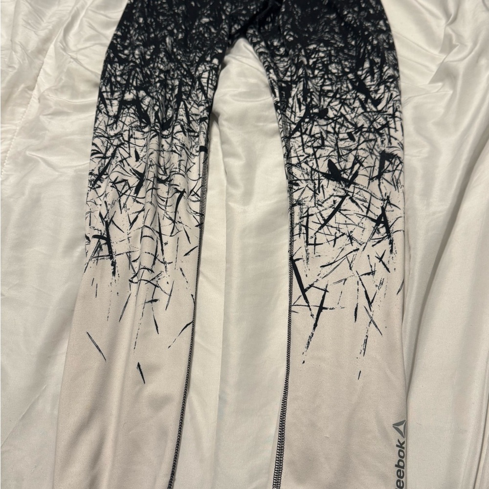 Reebok Black & White Abstract Ombre Leggings